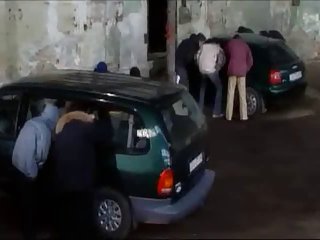 (18 intim iepazisanas gadi) meitene nozveju spēcīgāko orgasmu